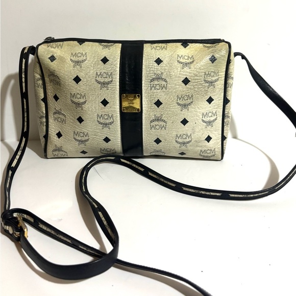 MCM vintage Cream and Black Crossbody Bag - Picture 6 of 15